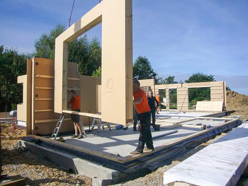 ©Roofland - Holzrahmen-Einfamilienhaus in Outrewarche (B)