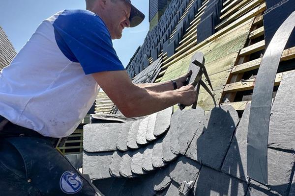 ©Roofland - Schieferdacheindeckung in Wiltz (L)