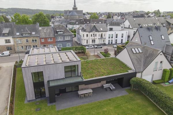 ©Roofland - Bâtiment à énergie zéro à St. Vith (B)