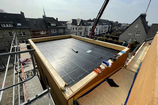 ©Roofland - Bâtiment à énergie zéro à St. Vith (B)