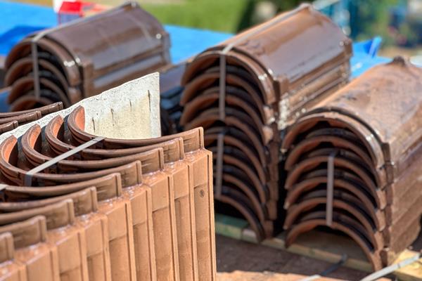 ©Roofland - Umfangreiche Dachsanierung in Niederfeulen (L)