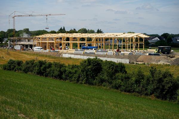 ©Roofland - Industriehalle in Holzbauweise in Hosingen (L)