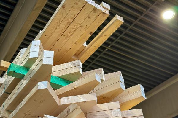 Produktion der Dachbauelemente ©Roofland AG