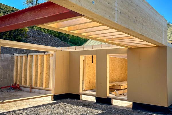 Holzständerbau in Stoumont ©roofland.com