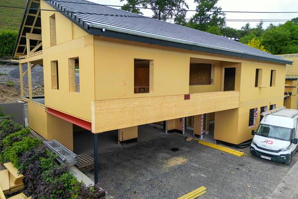 „Handwerk in Aktion“ - Einfamilienhaus in Holzständerbauweise