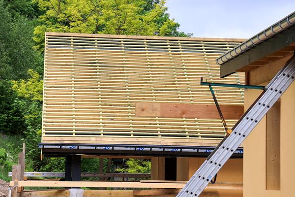 Holzständerbau in Stoumont ©roofland.com