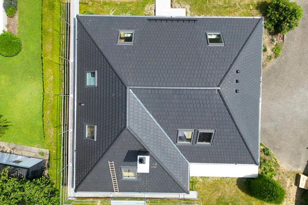 Rénovation de toiture à Saint-Vith ©roofland.com
