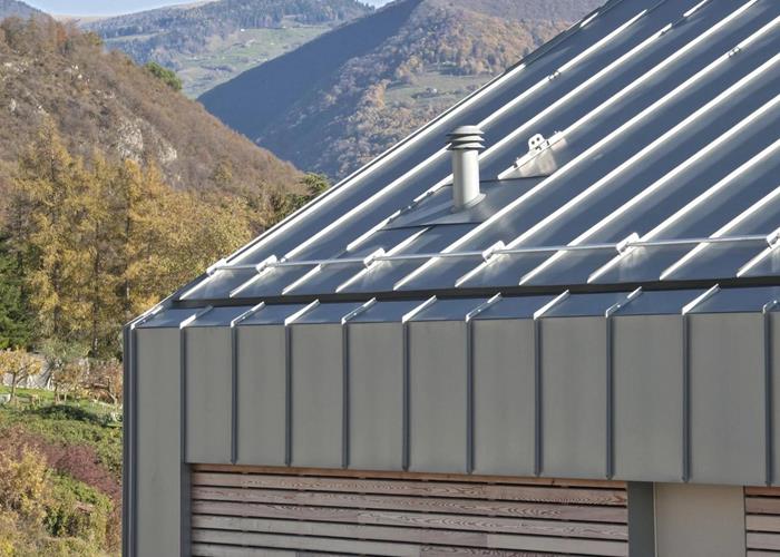 Système à joint debout angulaire de Rheinzink ©Rheinzink.de