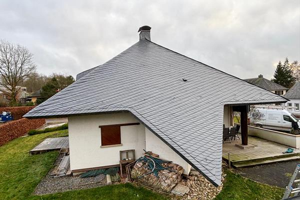 Du toit en chaume au toit en ardoise @Gerd Scheuren