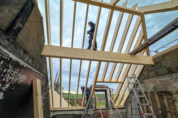 Dachsanierung Faimes ©roofland.com