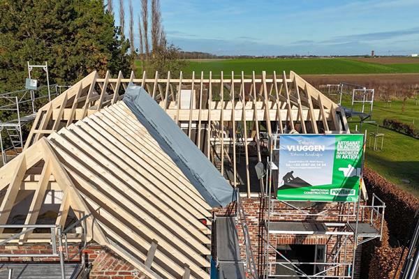 Dachsanierung Faimes ©roofland.com