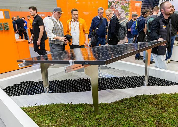 Vorstellung der Bauder Solar G Easy Lösung auf der Dach & Holz ©Bauder.de