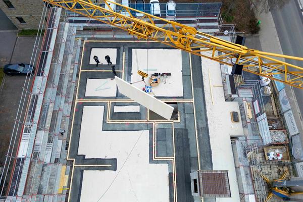 Transformation en centre résidentiel et de santé ©roofland.com