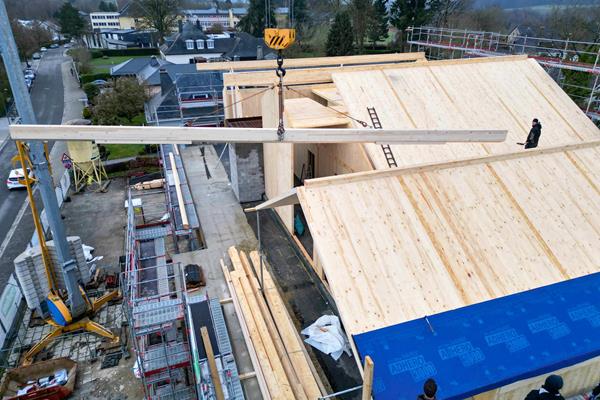 Transformation en centre résidentiel et de santé ©roofland.com