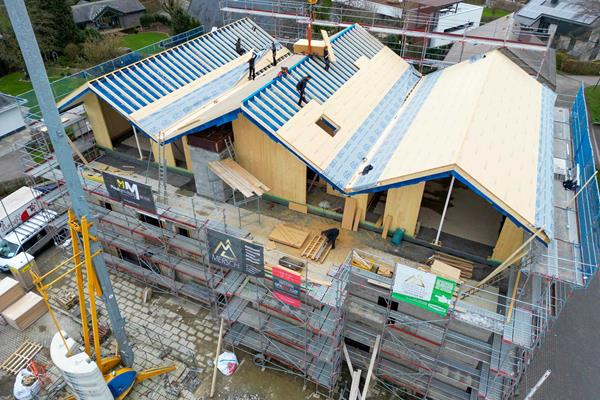 Transformation en centre résidentiel et de santé ©roofland.com