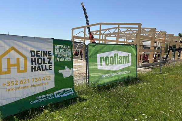 Industriehallen in Holz-Systembauweise ©roofland.com